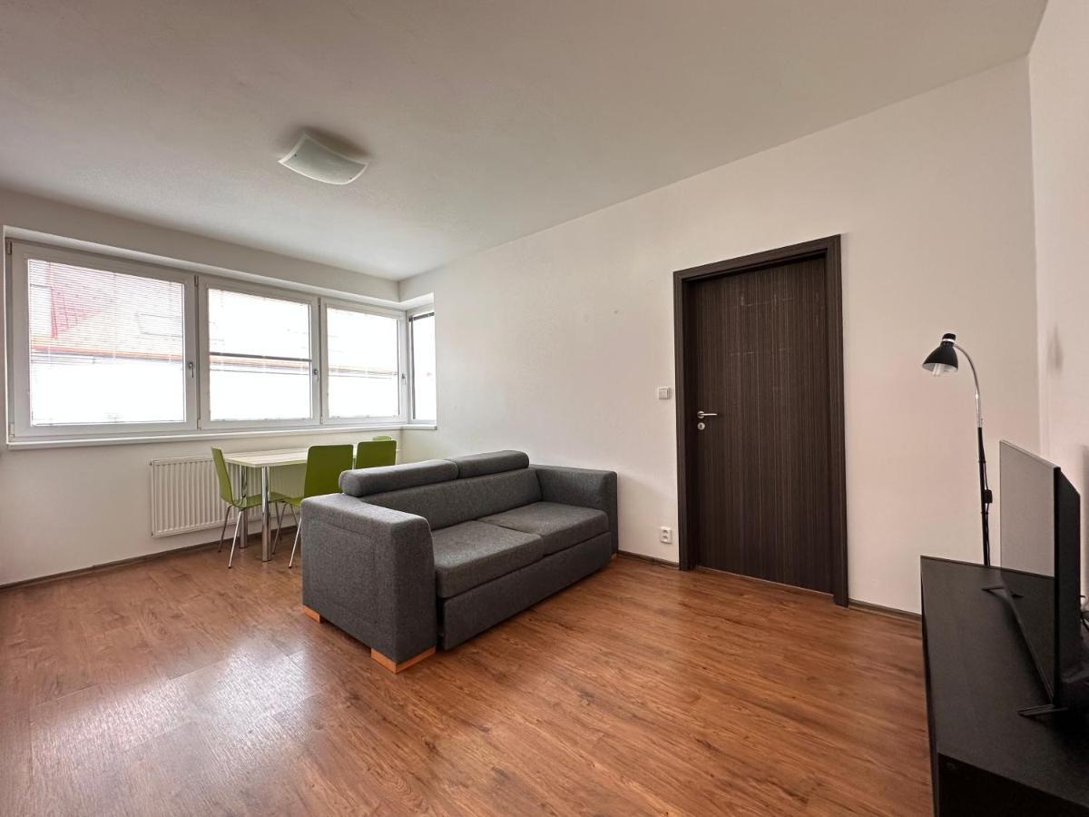 צ'סקה בודיוביצה Apartman Ab Kryte Parkovani Zdarma מראה חיצוני תמונה